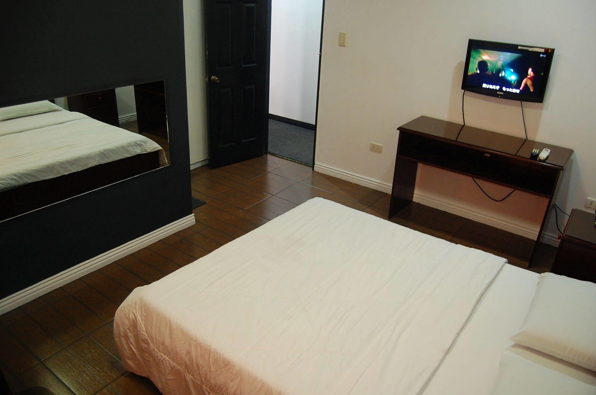Rumi Apartelle Hotel Angeles Εξωτερικό φωτογραφία