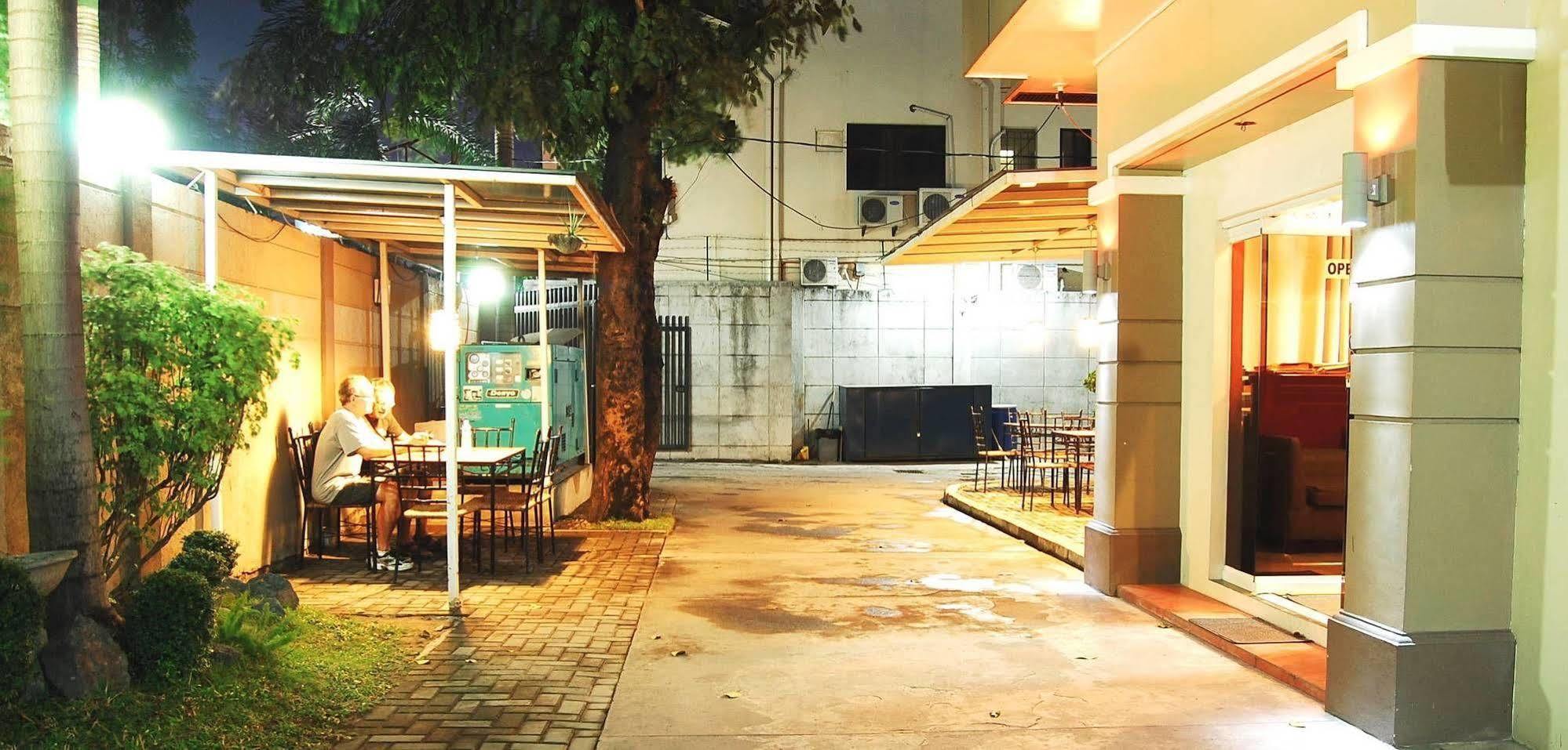 Rumi Apartelle Hotel Angeles Εξωτερικό φωτογραφία